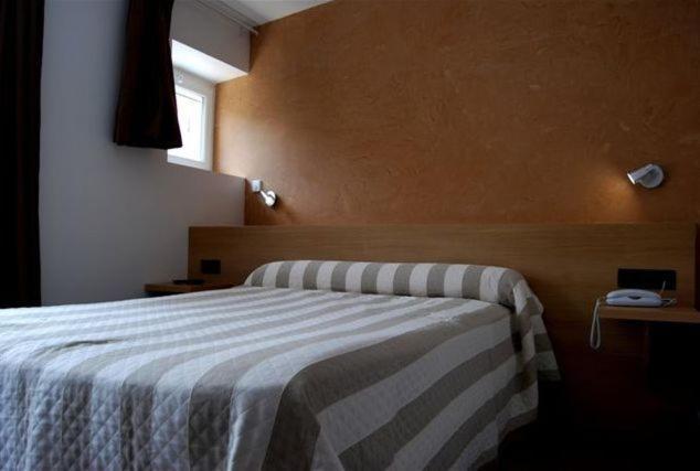 Hotel De France Le Bessat 객실 사진